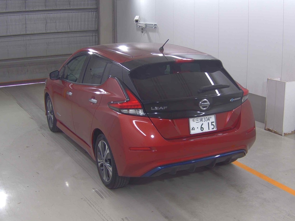 NISSAN LEAF