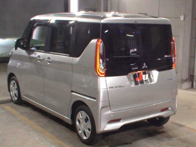 MITSUBISHI EK SPACE