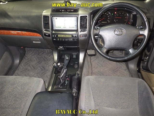TOYOTA LAND CRUISER PRADO