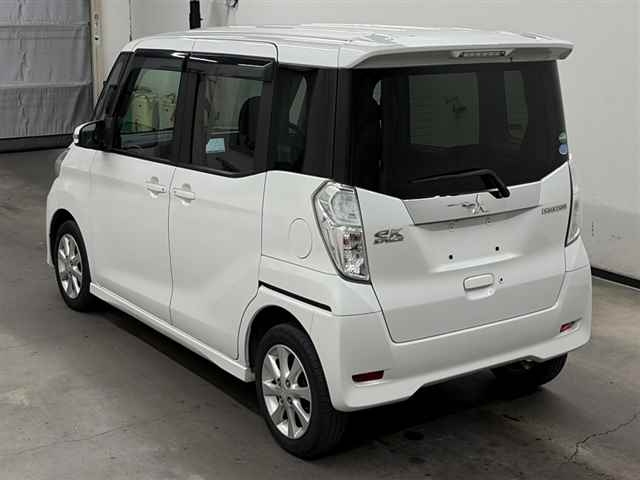 MITSUBISHI EK SPACE
