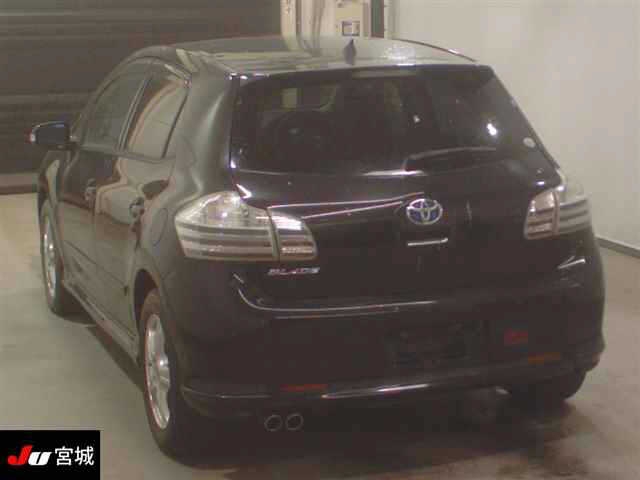 TOYOTA BLADE