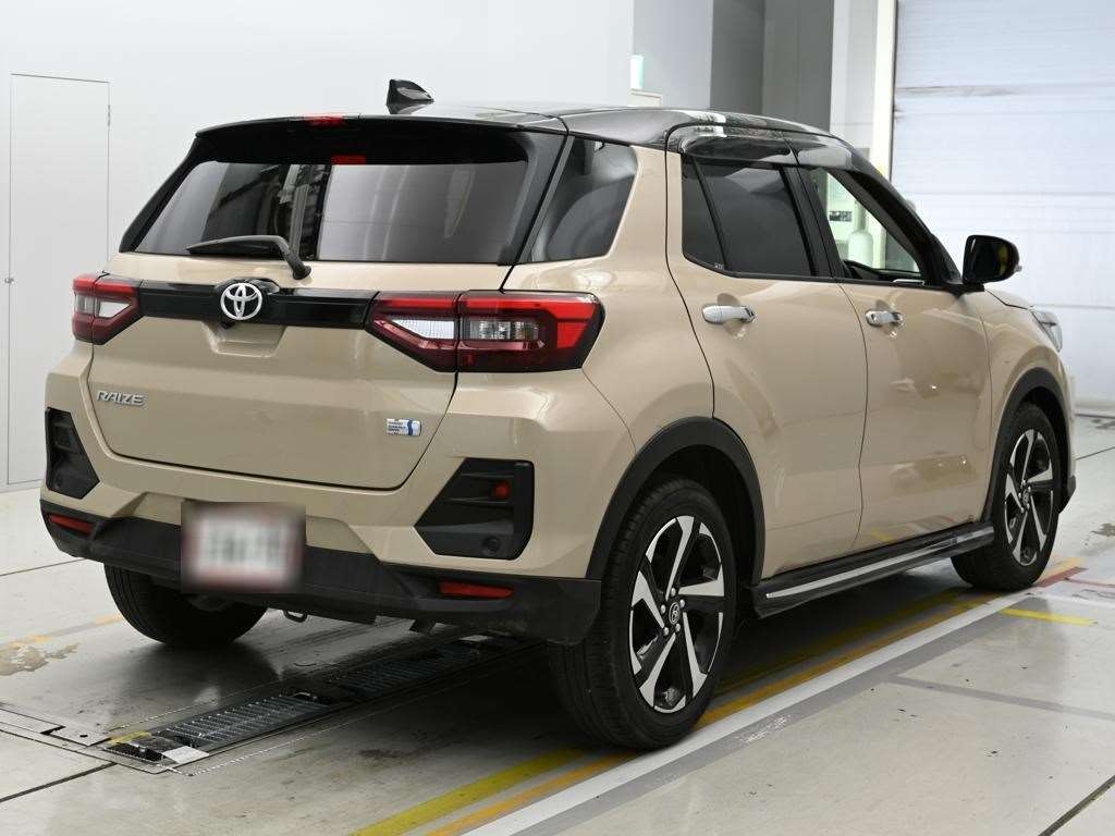 TOYOTA RAIZE