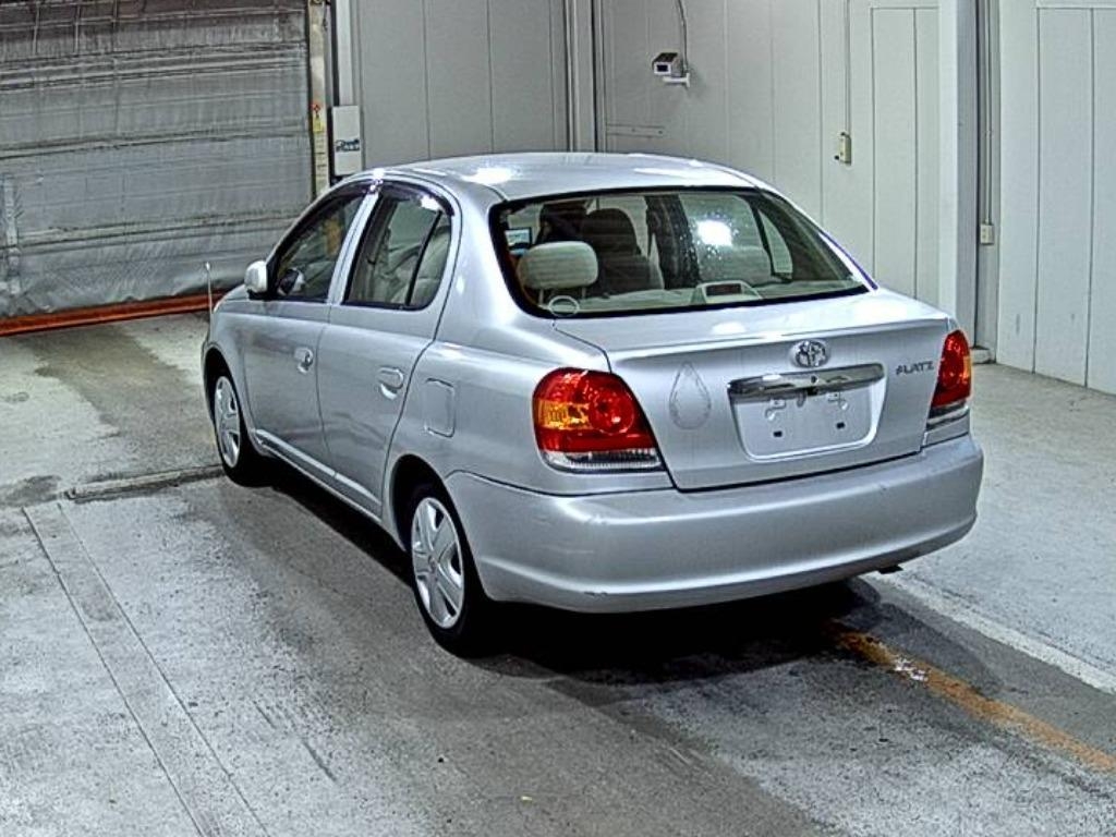 TOYOTA PLATZ