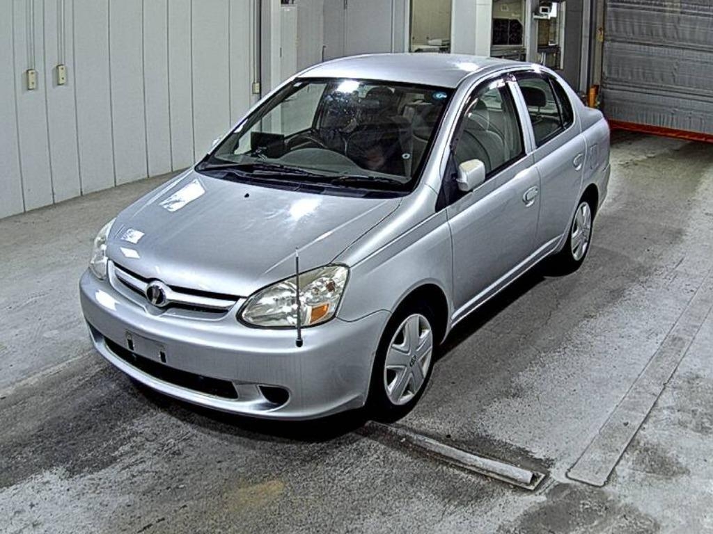 TOYOTA PLATZ