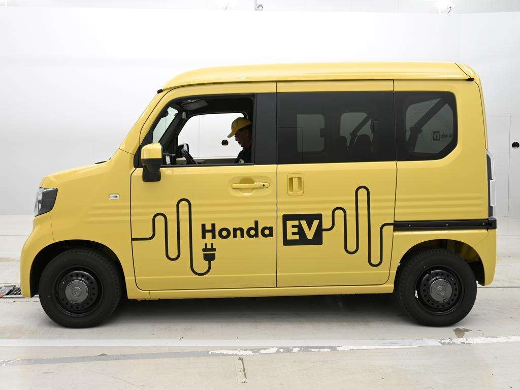 HONDA N-VAN