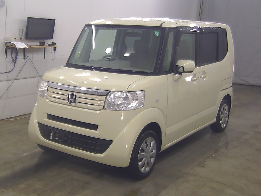HONDA N-BOX