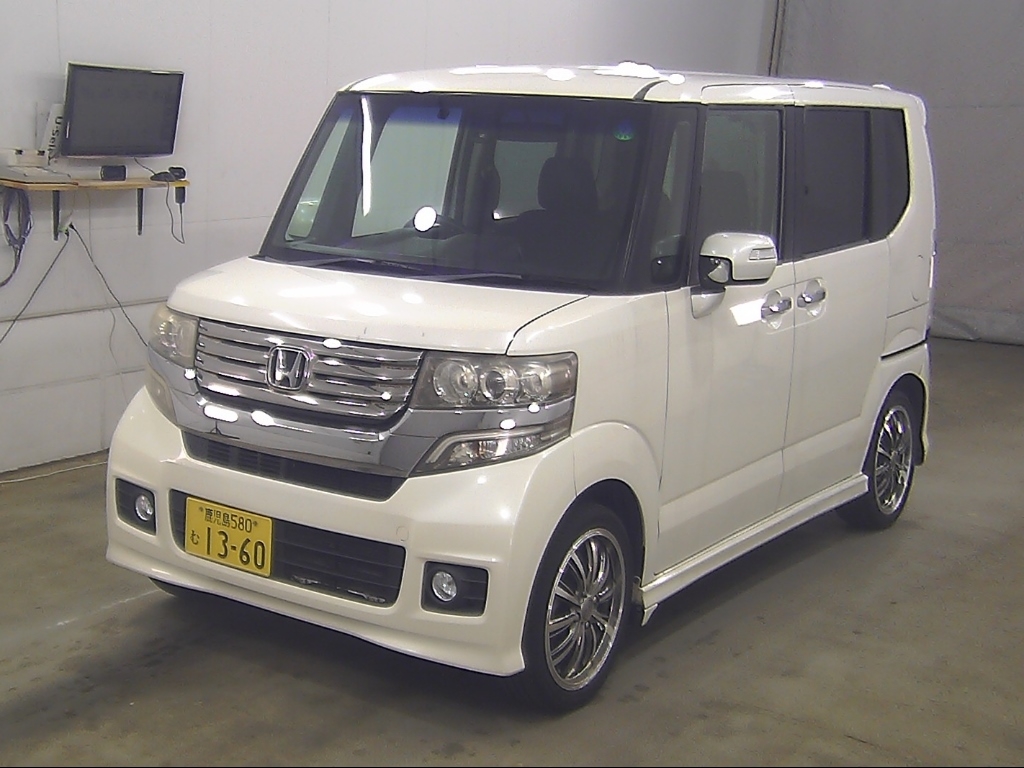 HONDA N-BOX