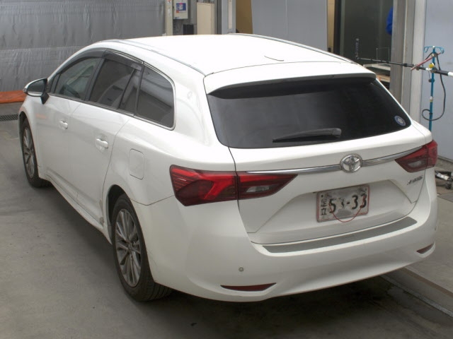 TOYOTA AVENSIS