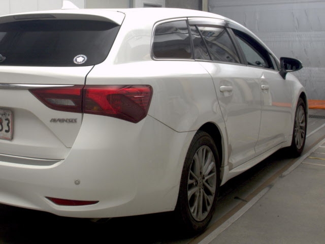 TOYOTA AVENSIS