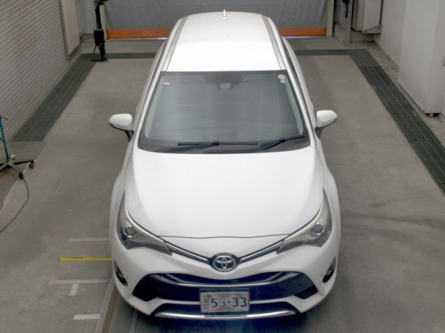 TOYOTA AVENSIS