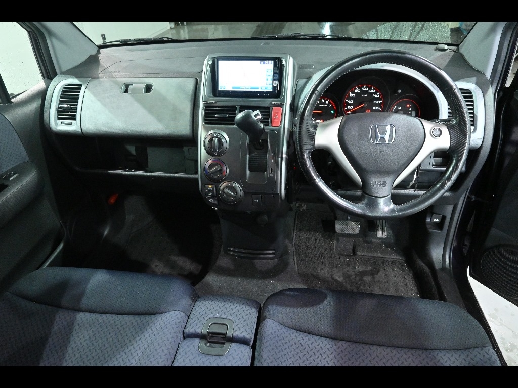 HONDA MOBILIO SPIKE
