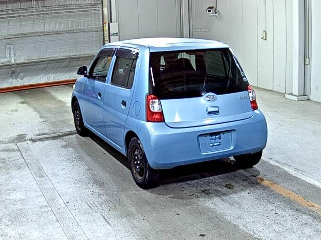 DAIHATSU ESSE