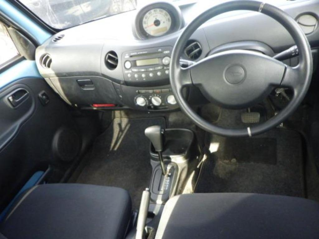 DAIHATSU ESSE