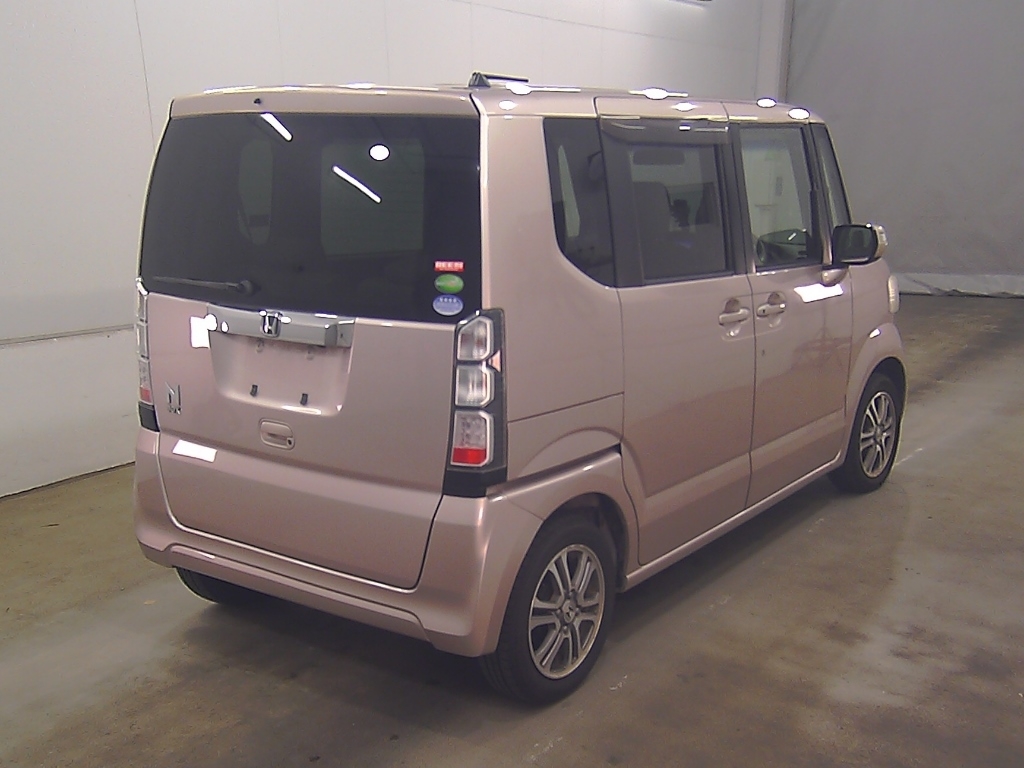 HONDA N-BOX