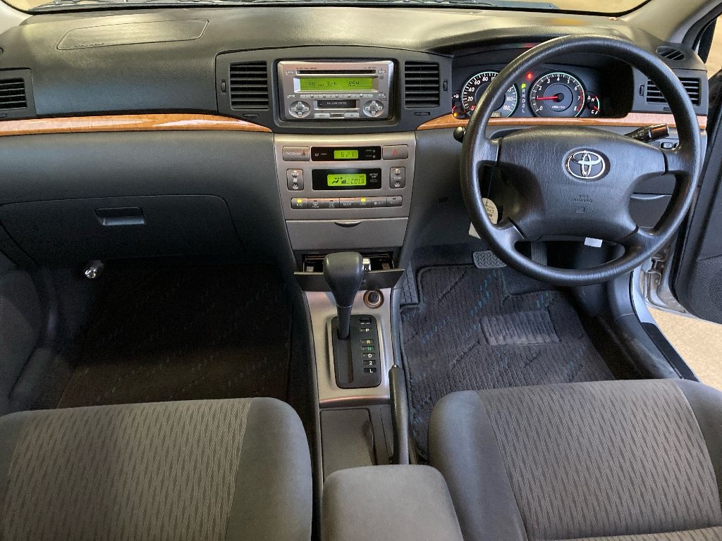 TOYOTA COROLLA