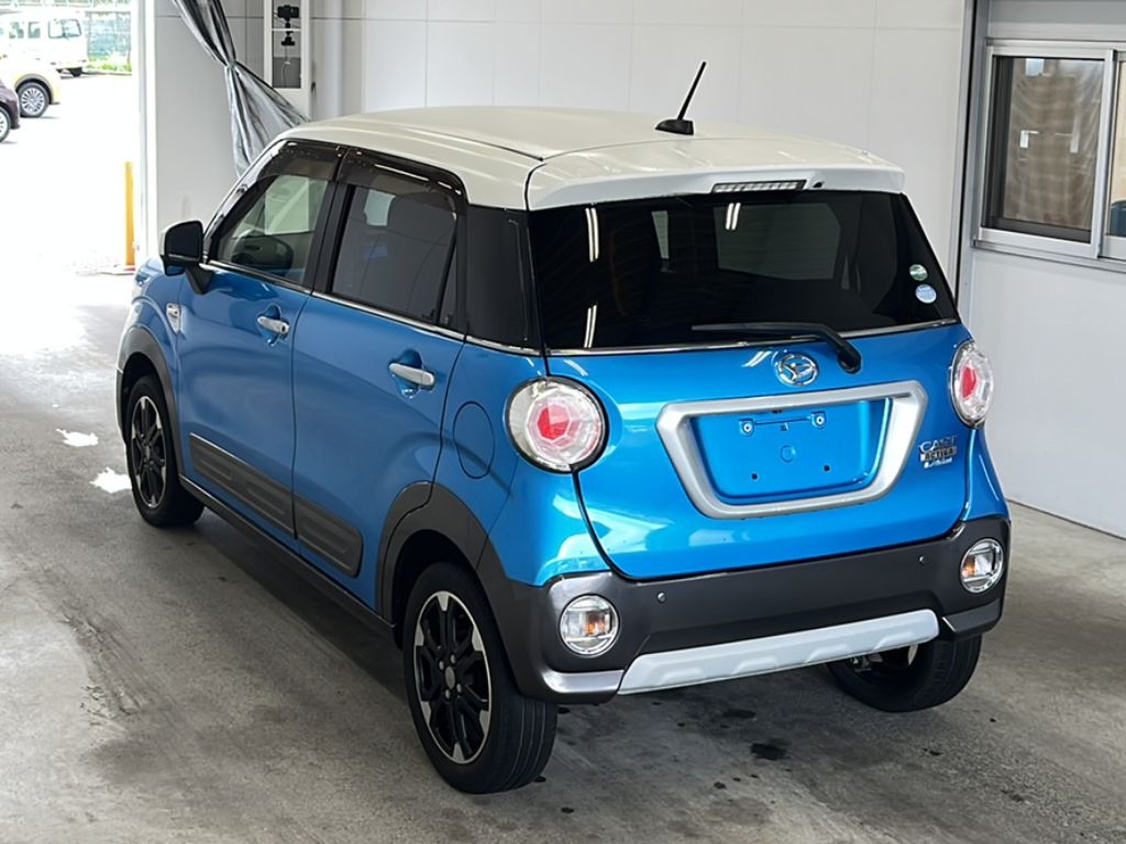 DAIHATSU CAST
