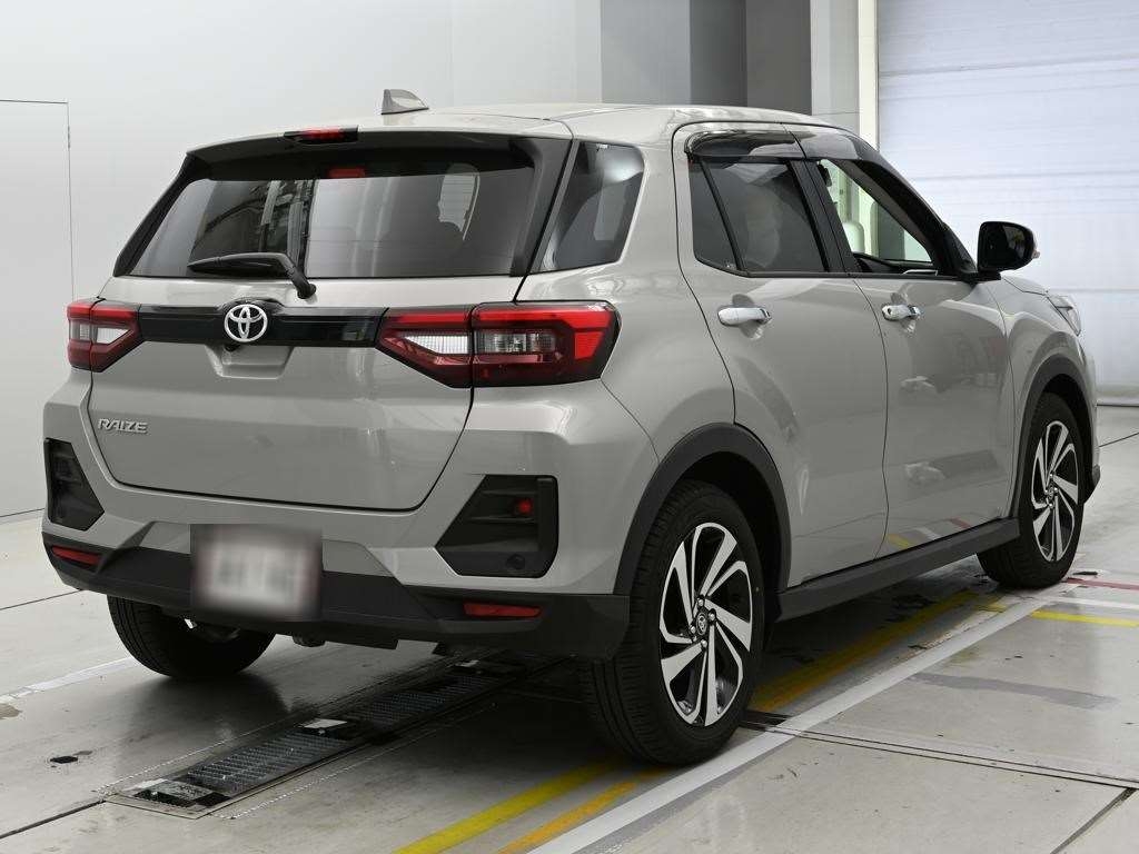 TOYOTA RAIZE