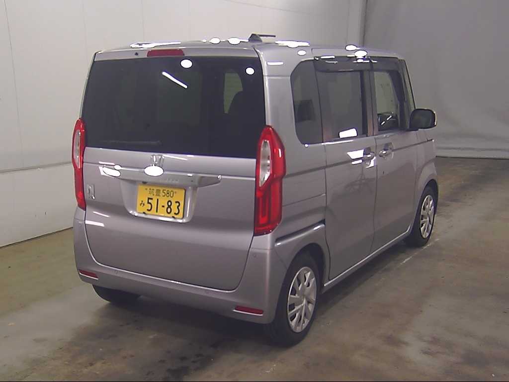 HONDA N-BOX