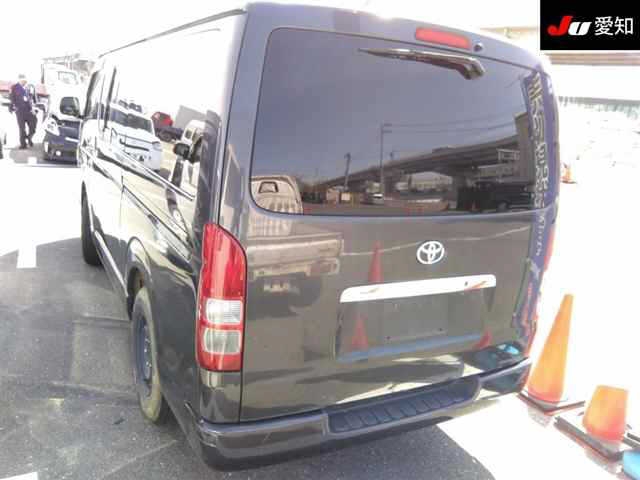 TOYOTA REGIUS ACE