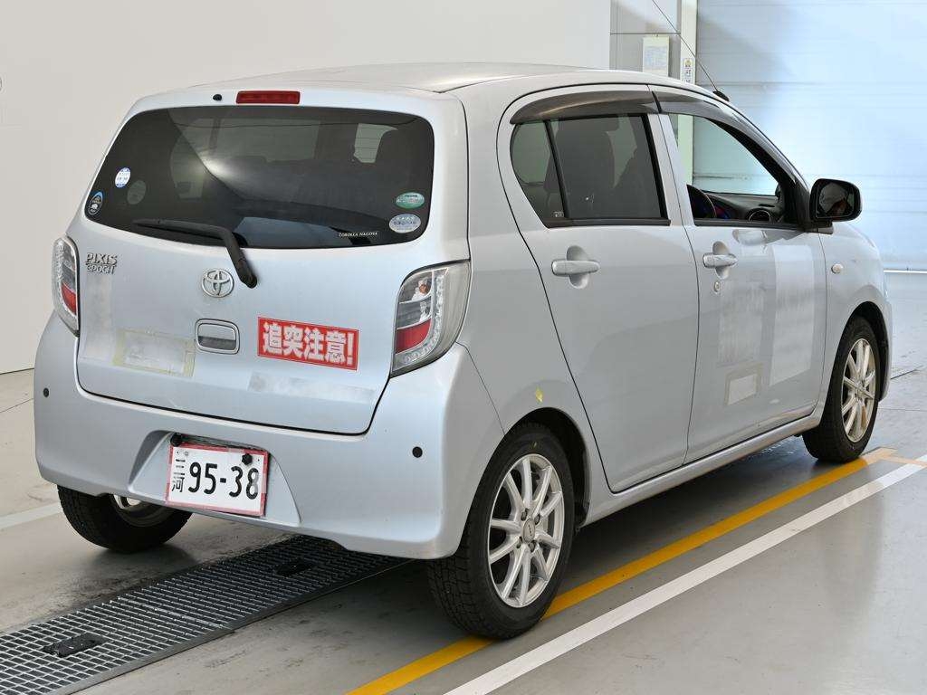 TOYOTA PIXIS EPOCH