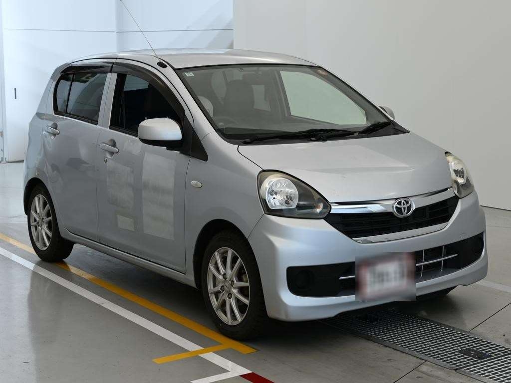 TOYOTA PIXIS EPOCH