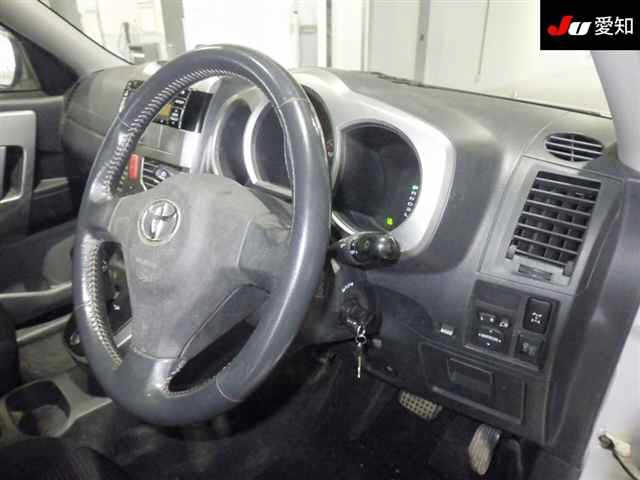 TOYOTA RUSH
