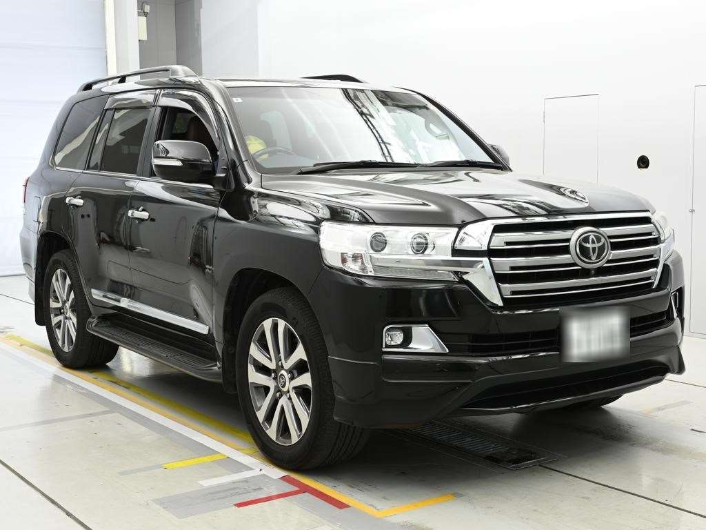 TOYOTA LAND CRUISER