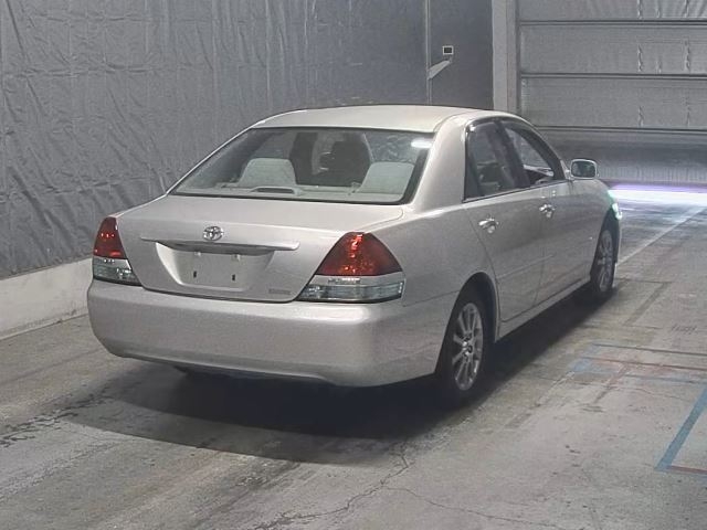 TOYOTA MARK II