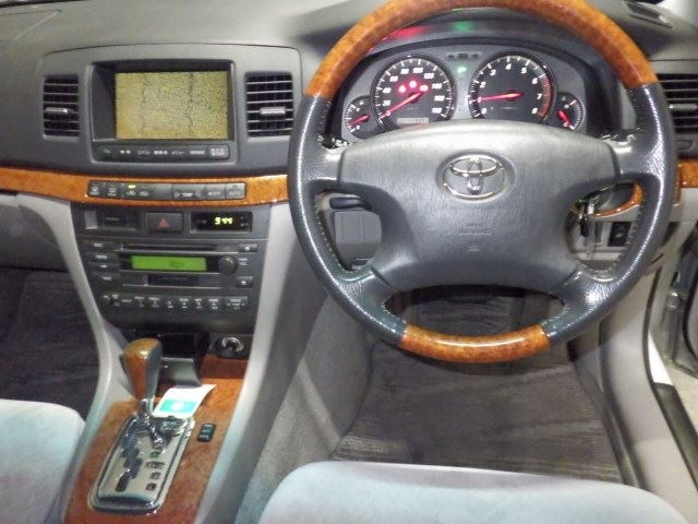 TOYOTA MARK II