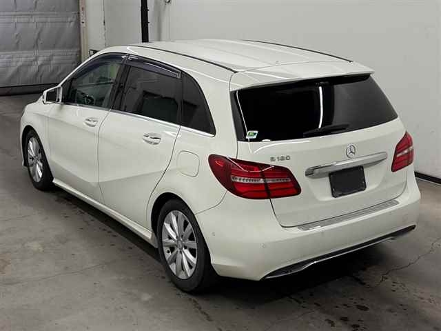 MERCEDES-BENZ B-CLASS