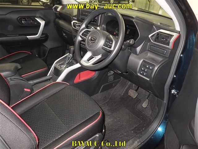 DAIHATSU ROCKY