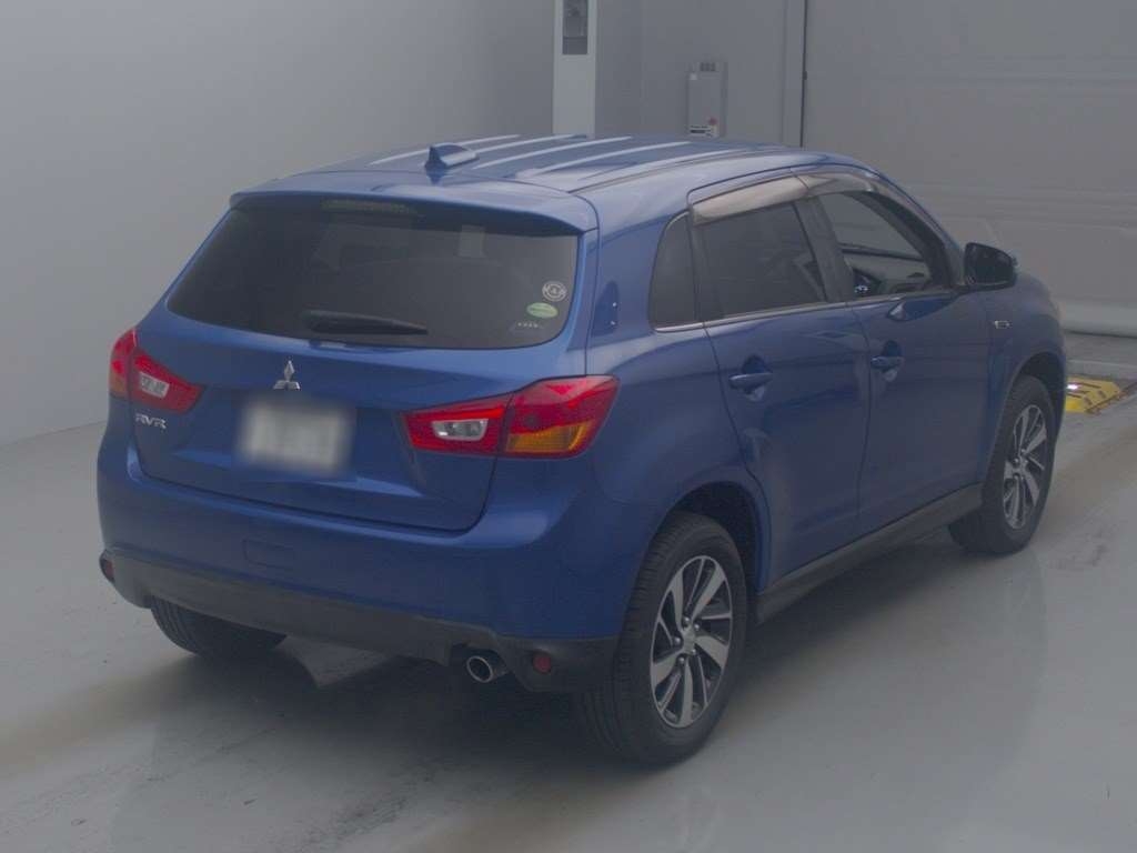 MITSUBISHI RVR