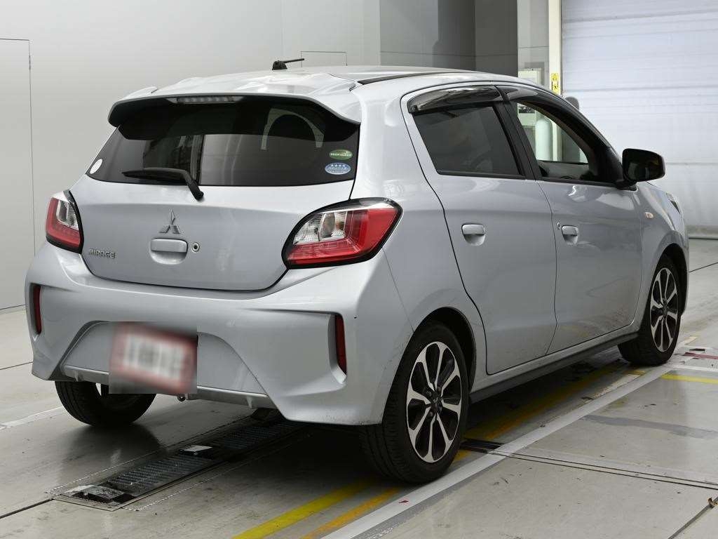 MITSUBISHI MIRAGE