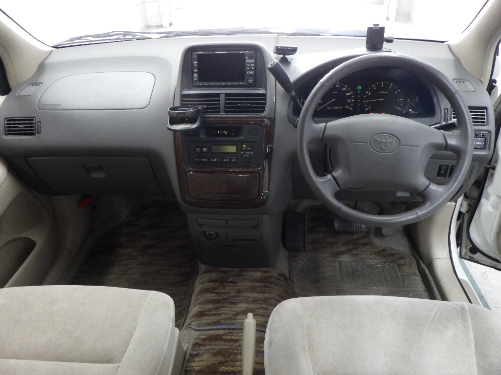 TOYOTA IPSUM