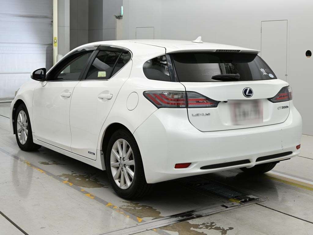 LEXUS CT200H