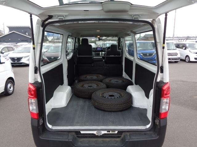 NISSAN NV350 CARAVAN
