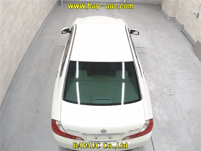 NISSAN FUGA