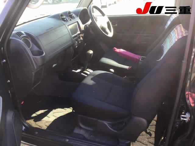 NISSAN KIX