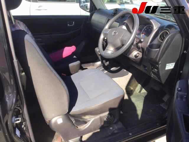 NISSAN KIX