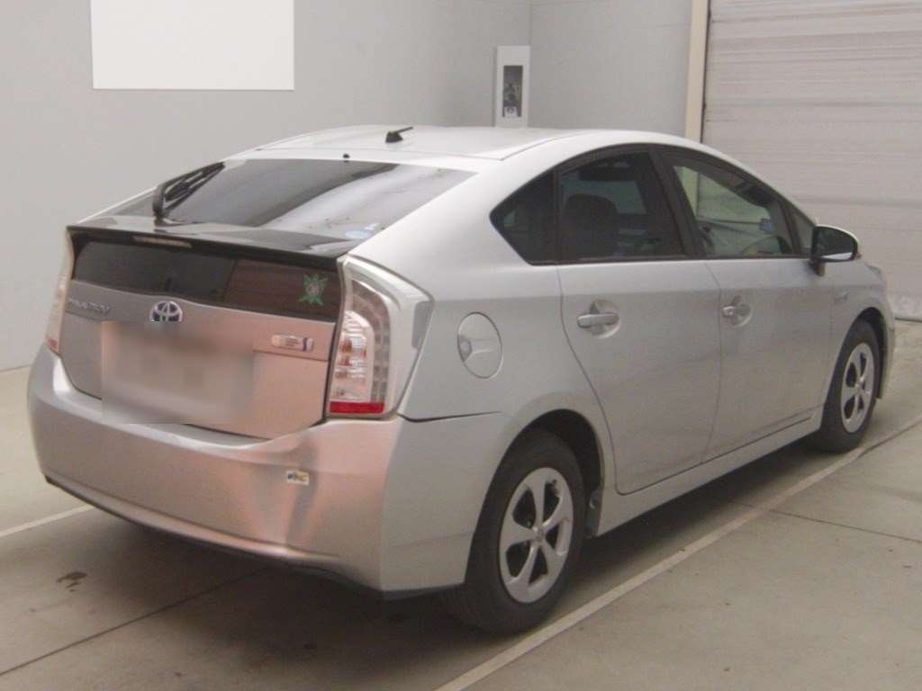 TOYOTA PRIUS PHV