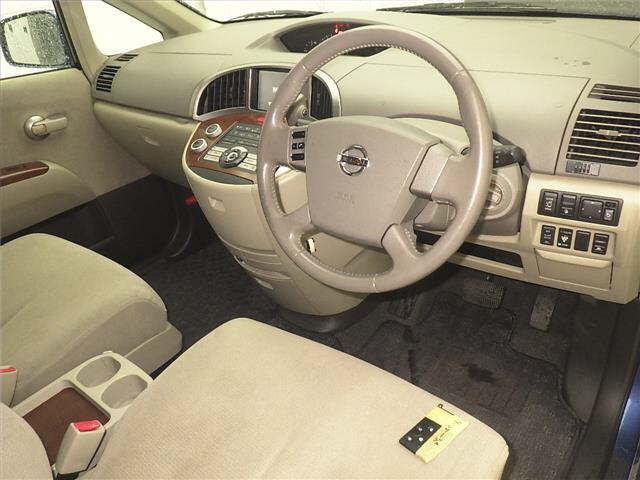 NISSAN PRESAGE