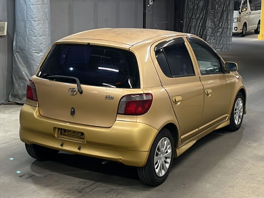 TOYOTA VITZ