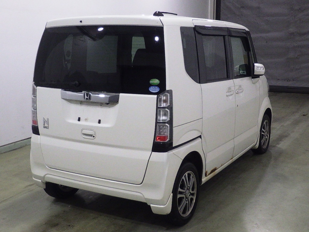 HONDA N-BOX