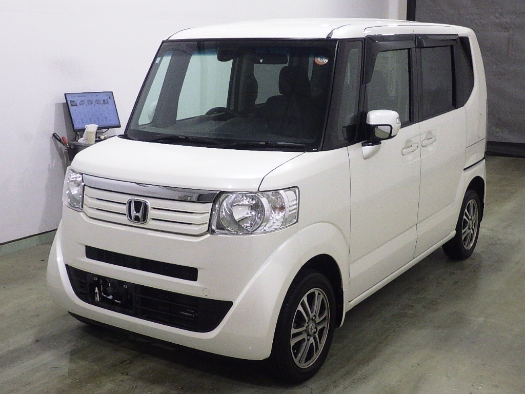HONDA N-BOX