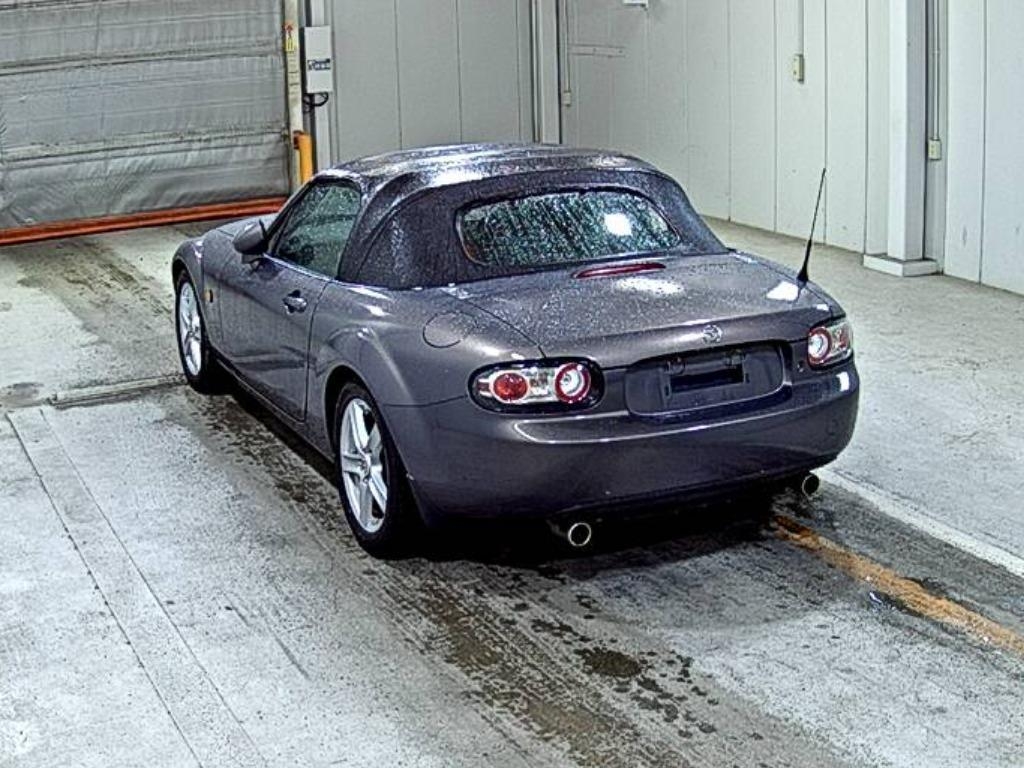 MAZDA ROADSTER
