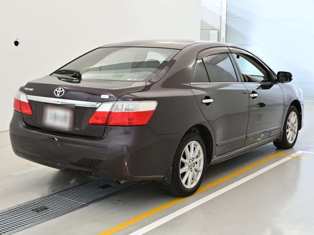 TOYOTA PREMIO