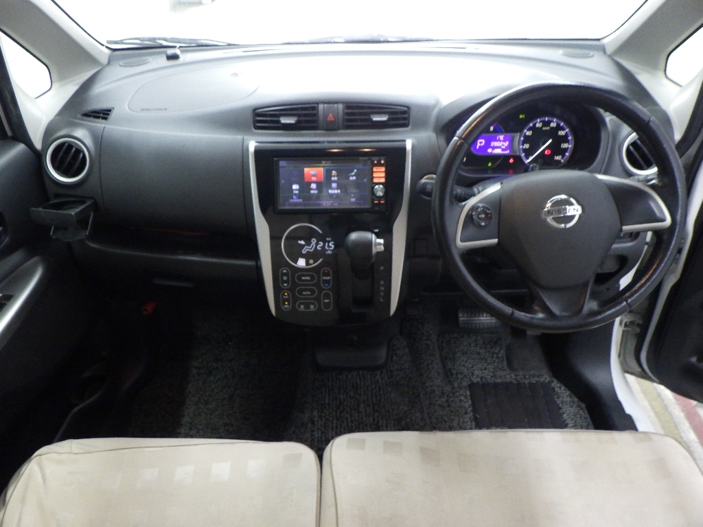 NISSAN DAYZ