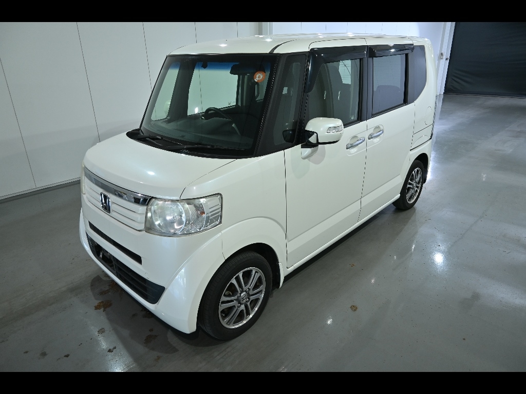 HONDA N-BOX