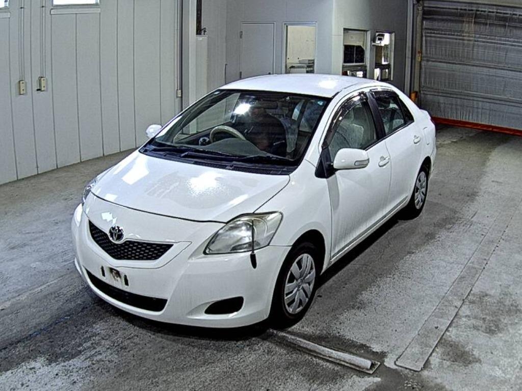 TOYOTA BELTA