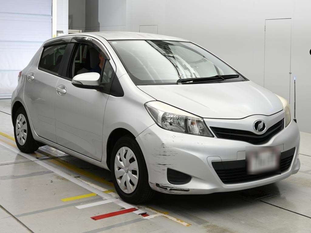 TOYOTA VITZ
